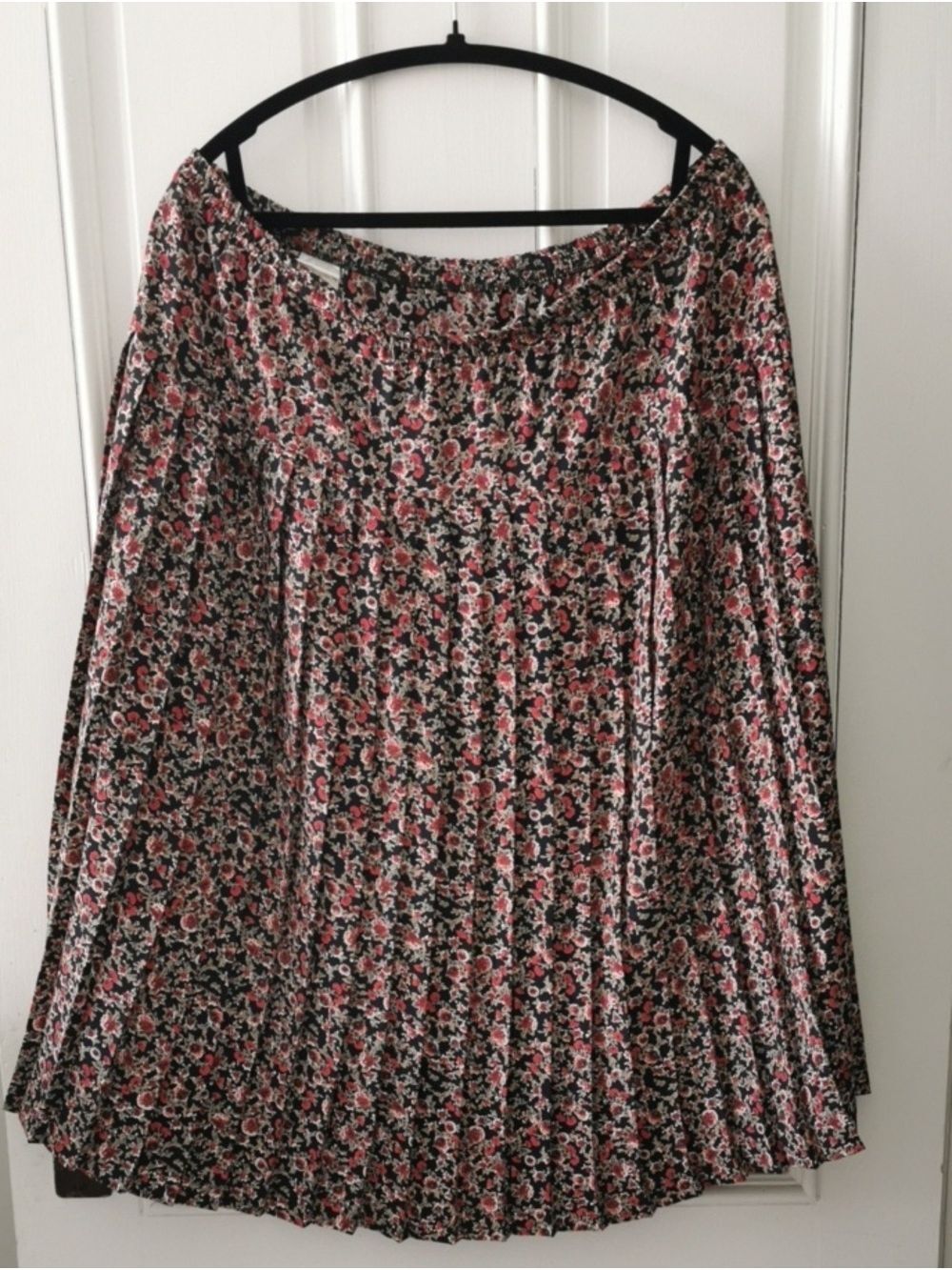 Womens DitzyFloral Pleated Women’s Prairiecore Cottagecore Skirt. 16 - Picture 3 of 8